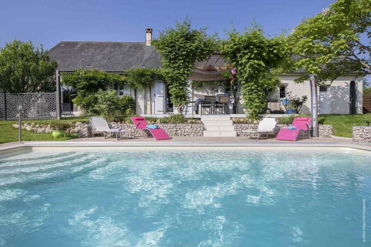 Au Coeur Du Bien Etre, Chambre D'Hotes Avec Piscine Chauffee Et Couverte, Spa, Sauna, Massages Monteaux ภายนอก รูปภาพ