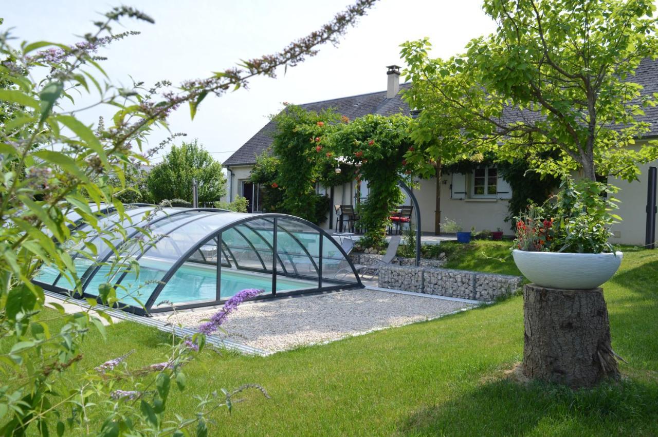 Au Coeur Du Bien Etre, Chambre D'Hotes Avec Piscine Chauffee Et Couverte, Spa, Sauna, Massages Monteaux ภายนอก รูปภาพ
