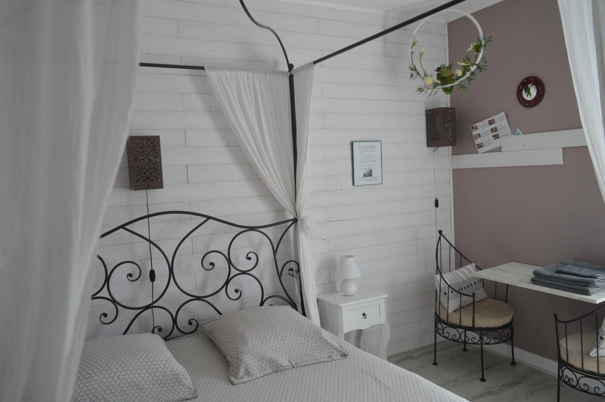 Au Coeur Du Bien Etre, Chambre D'Hotes Avec Piscine Chauffee Et Couverte, Spa, Sauna, Massages Monteaux ภายนอก รูปภาพ